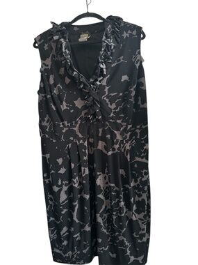 Taylor Plus 16W Black Ruffle Neck Sleeveless Dress